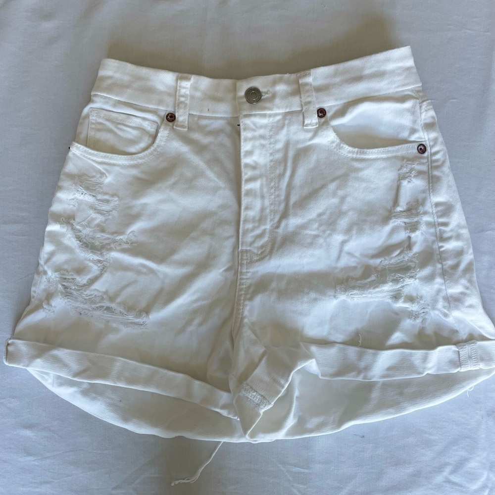 white high waisted jean shorts